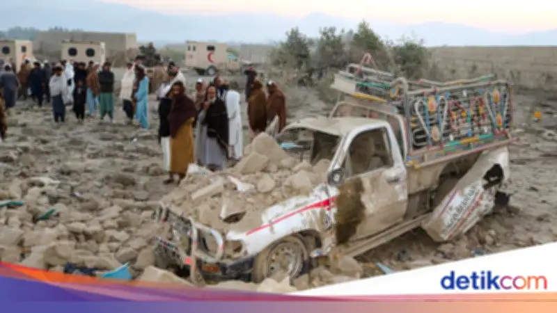 Pakistan dan Afghanistan Resmi Berperang Terbuka, Kabul Dibombardir