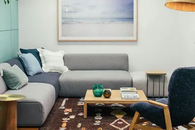 6 Inspirasi Tata Letak Ruang Tamu Sempit untuk Hunian Perkotaan