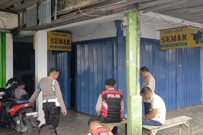 Bareskrim Geledah Toko Emas di Nganjuk, Diduga Terkait Pencucian Uang PETI