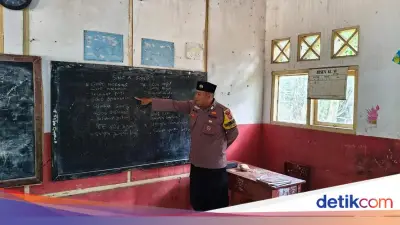 Bripka Bayu, Polisi Relawan Guru Bahasa Inggris di Madrasah Pelosok Cianjur