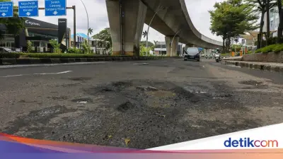 Dinas Bina Marga DKI Perbaiki 11.228 Titik Jalan Berlubang, Jaktim Paling Parah