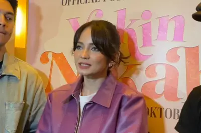 Enzy Storia Jadi Co-Host Indonesian Idol, Langsung Minta Masukan Publik