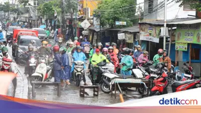 Evakuasi KA Bandara Soetta Masih Berjalan, Lalu Lintas Poris Tangerang Macet Parah