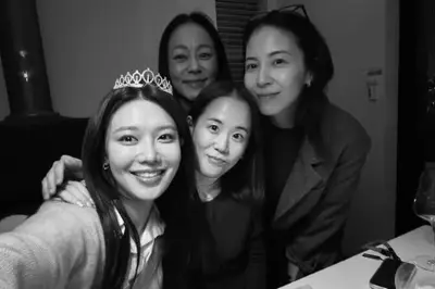 Kim Dong Wook dan Stella Kim Sambut Kelahiran Anak Perempuan Pertama