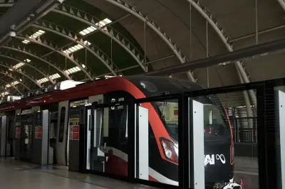 LRT Jabodebek Berlakukan Tarif Spesial Imlek 2026, Cuma Rp 5.000-Rp 10.000