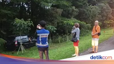 Minibus Masuk Rerumputan di Tol Jagorawi Bogor, Diduga Sopir Mengantuk