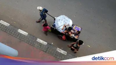 Pemprov DKI Jakarta Akan Tertibkan Fenomena Manusia Gerobak Jelang Ramadan