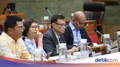 Rektor Soroti Kualitas Kampus Indonesia yang Tertinggal Akibat Kebijakan Massal