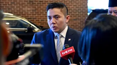 Seskab Teddy Tegaskan Indonesia Siap Hadapi Tarif Dagang AS 10 Persen