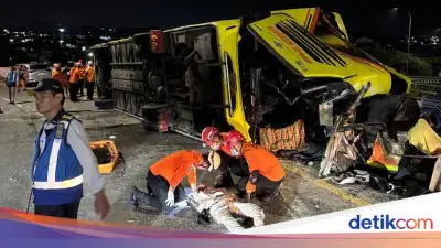 SIM Palsu dan Trayek Ilegal Terungkap dalam Kecelakaan Maut Bus di Tol Krapyak