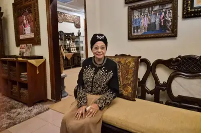 Waldjinah di Usia 80 Tahun: Semangat Bernyanyi Keroncong Tak Pernah Padam