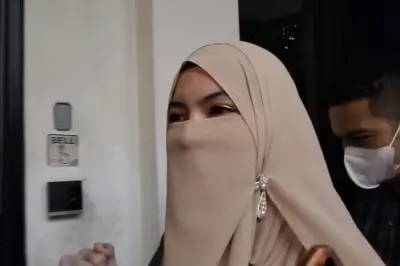 Wardatina Mawa Bingung Pernyataan Insanul Fahmi Soal Sulit Bertemu Anak