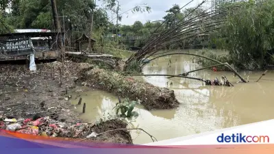 Warga Bekasi Ceritakan Detik-Detik Longsor yang Hantam Wisata Hutan Bambu