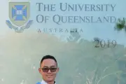 Anak Satpam Raih Gelar Doktor di Australia, Kisah Inspiratif dari Tangerang Selatan