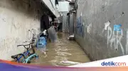 Banjir Rawa Buaya Jakbar Akibat Kali Angke Meluap, Warga Berjuang Selamatkan Harta Benda