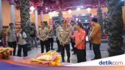 Kapolda Sumsel Tinjau Pengamanan Klenteng Jelang Imlek di Palembang