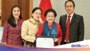 Megawati Terima Gelar Doktor Kehormatan ke-11 dari Universitas Arab Saudi