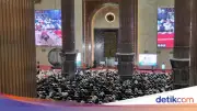 Suasana Khidmat Warnai Salat Tarawih Perdana Ramadan 1447 H di Masjid Istiqlal