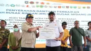 Tito Karnavian Pastikan Bantuan Perbaikan Rumah untuk Korban Bencana Sumatera