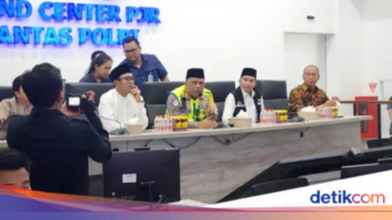 Kakorlantas Perkenalkan Command Center KM 29 untuk Pantau Arus Mudik Lebaran Secara Real Time