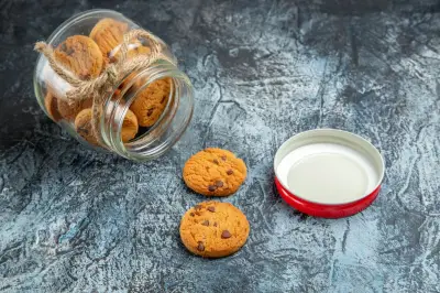 5 Tips Menyimpan Kue Kering Lebaran Agar Tetap Renyah dan Awet