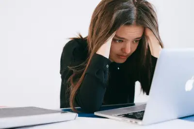 AI Brain Fry: Kelelahan Mental Baru Akibat Kecerdasan Buatan di Tempat Kerja