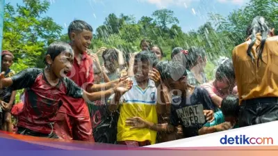Air Bersih Melimpah Akhirnya Sampai di Desa Tautpah, Timor Tengah Utara