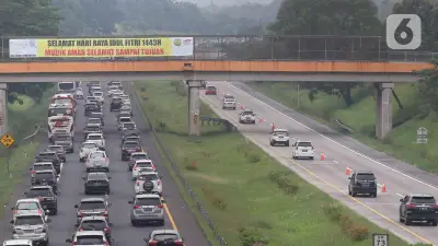 Akses Contraflow KM 47 Dibuka Kembali untuk Atasi Kepadatan di Tol Jakarta-Cikampek