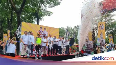 Andre Rosiade Lepas 100 Bus Pemudik 'Pulang Basamo 2026' Gelombang Pertama