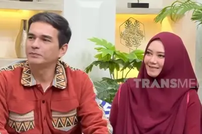 Anne, Istri Baru Teddy Syach, Tetap Hormati Kenangan Rina Gunawan