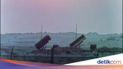 Arab Saudi Hancurkan 6 Rudal Balistik yang Menarget Pangkalan Udara Pangeran Sultan