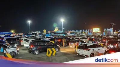 Arus Mudik Lebaran 2026 Meningkat, Pelabuhan Merak Mulai Ramai Malam Ini
