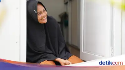 Bangkit dari Reruntuhan: Kisah Keluarga Pidie Jaya yang Kehilangan Rumah dan Usaha