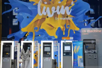 Bank Mandiri Sediakan ATM Pecahan Kecil Rp10.000 dan Rp20.000 untuk THR Lebaran