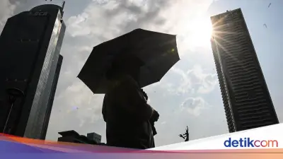 BMKG dan Pemprov DKI Imbau Warga Waspadai Cuaca Panas yang Melanda Jakarta