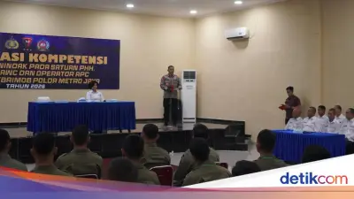 Brimob Polda Metro Gelar Sertifikasi untuk Tingkatkan Kemampuan Penanganan Unjuk Rasa