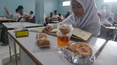 DPR Minta Evaluasi Program MBG, Mayoritas Makanan Siswa SD Jakarta Tak Habis