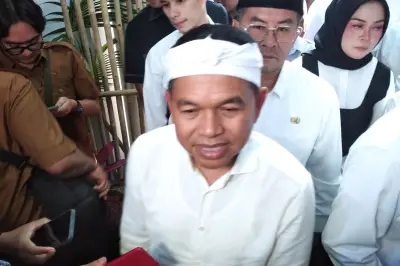 Gubernur Jabar Serukan Pengawasan Orangtua Usai Tragedi Pengeroyokan Siswa SMAN 5 Bandung