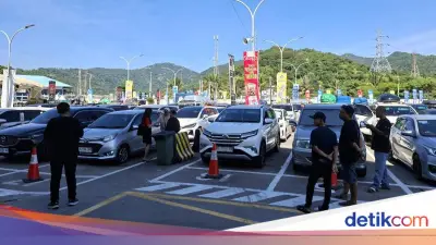 H-3 Lebaran, Pelabuhan Merak Mulai Dipadati Pemudik Sore Ini