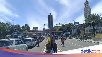 H+1 Lebaran, Jalur Puncak Bogor Masih Padat dengan Titik Hambatan di Megamendung hingga Gunung Mas