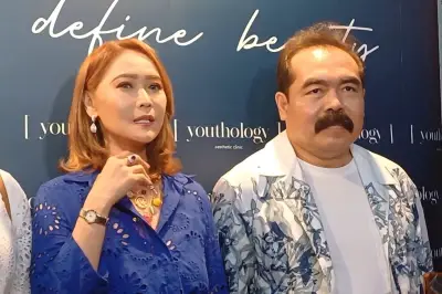 Inul Daratista Bagikan 1.500 Paket Sembako di Pasuruan Jelang Lebaran