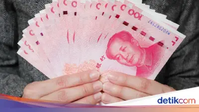 Iran Pertimbangkan Izinkan Tanker Minyak Lewati Selat Hormuz dengan Syarat Bayar Pakai Yuan