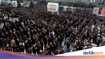 Iran Rayakan Idulfitri 1447 H di Tengah Hujan Rudal Perang AS-Israel