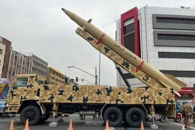 IRGC Klaim Luncurkan Gelombang Ke-10 Serangan Rudal Hipersonik ke Israel