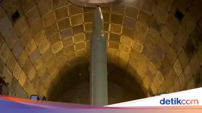 Israel Serang Fasilitas Produksi Rudal Balistik Iran di Teheran