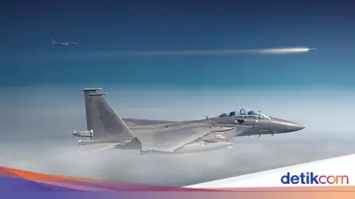 Jet Tempur AS F-15 Jatuh di Kuwait Diduga Akibat Tembakan Patriot, Pilot Selamat