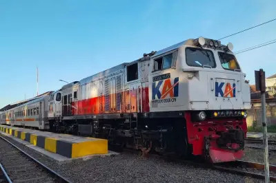 KAI Daop 2 Bandung Operasikan KA Siliwangi, Okupansi Capai 201 Persen Saat Lebaran 2026