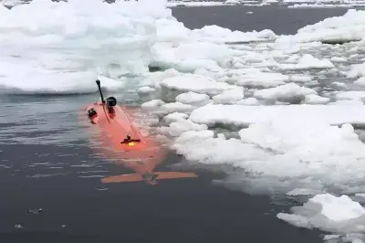 Kapal Selam Robot Hilang di Bawah Gletser Kiamat Antartika, Pengganti Ditemukan
