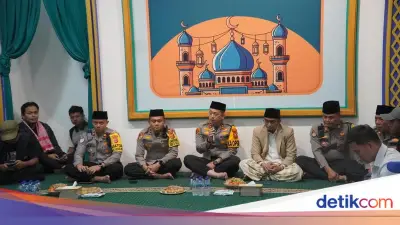 Kapolres Bogor Gelar Buka Puasa Bersama dan Bagikan Takjil Gratis di Pos Gadog