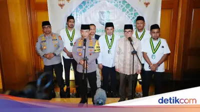 Kapolri Ajak Mahasiswa dan Seluruh Elemen Bangsa Jaga Persatuan Hadapi Tantangan Global